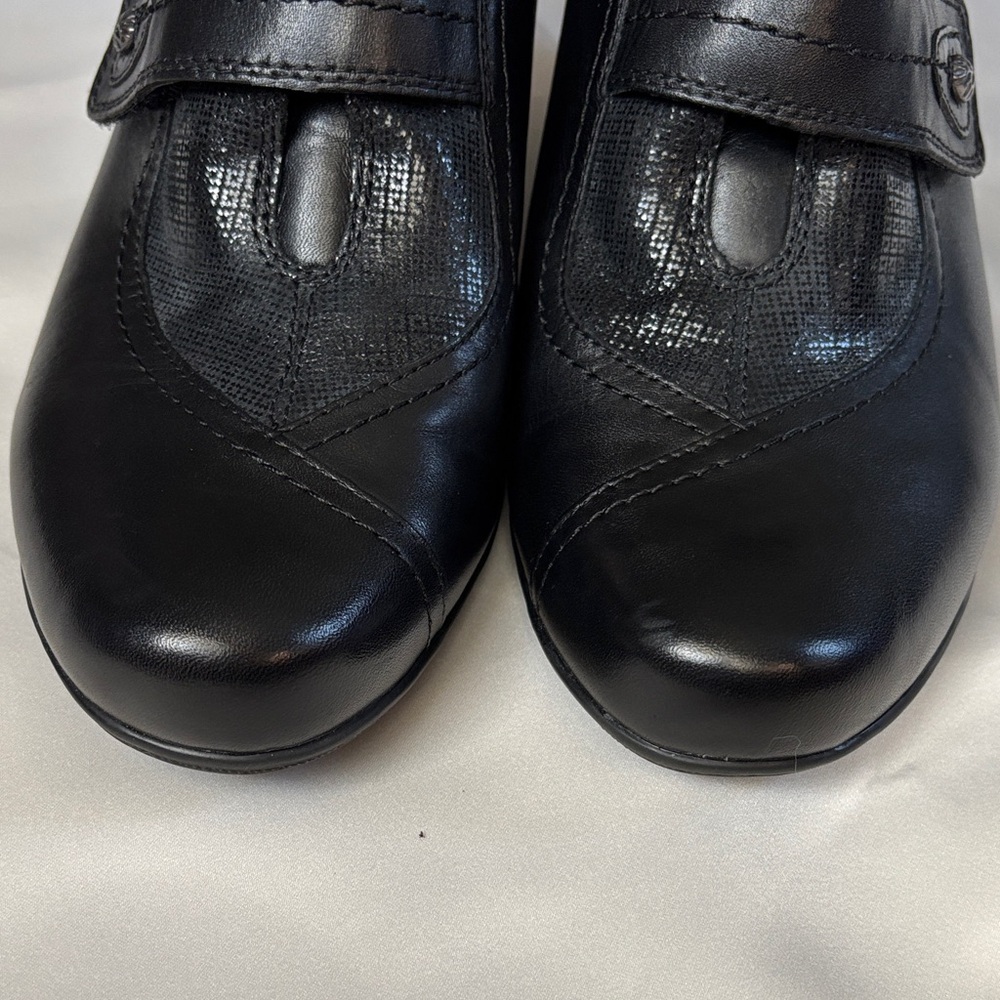 Earth Women's Black Leather Loafers 11B - Picture 4 of 16